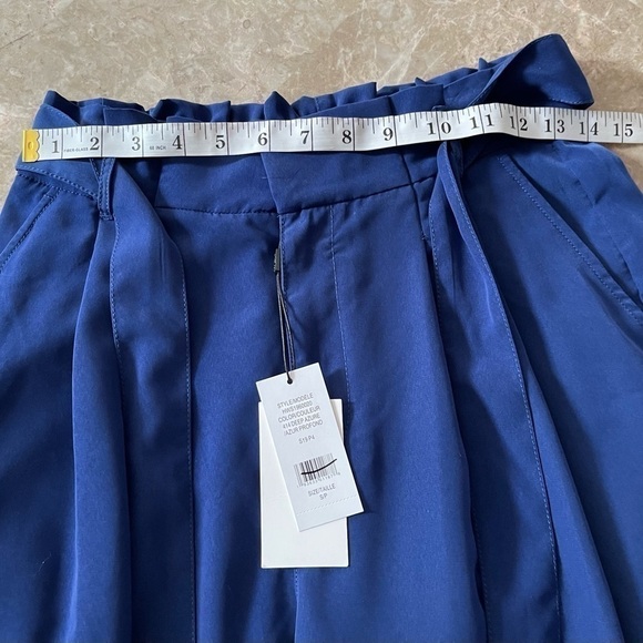 Halston wide leg high waisted belted blue paper bag cropped pants NWT small - Picture 9 of 12